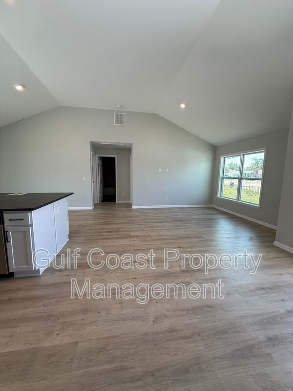 3294 West Price Blvd property image