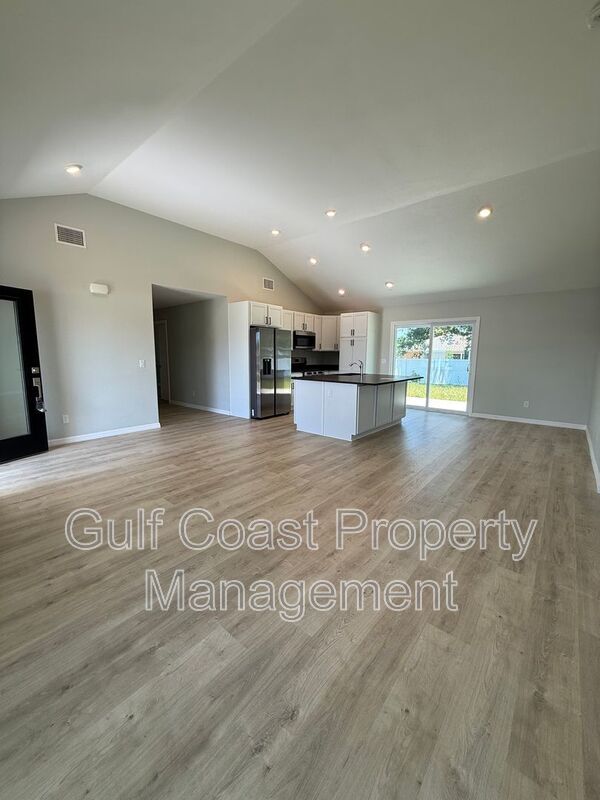 3294 West Price Blvd property image