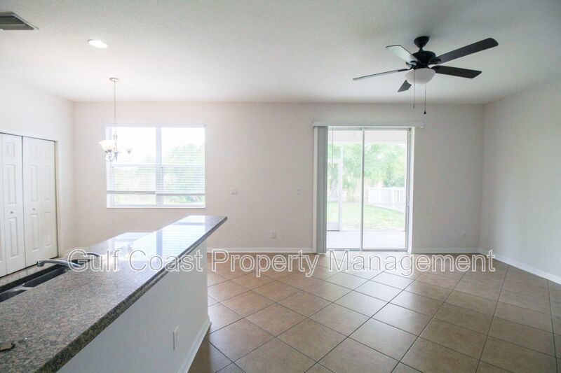 Lakeview 4-Bedroom, 2.5-Bath Annual Rental in Lakewood Ranch/Greenbrook property image