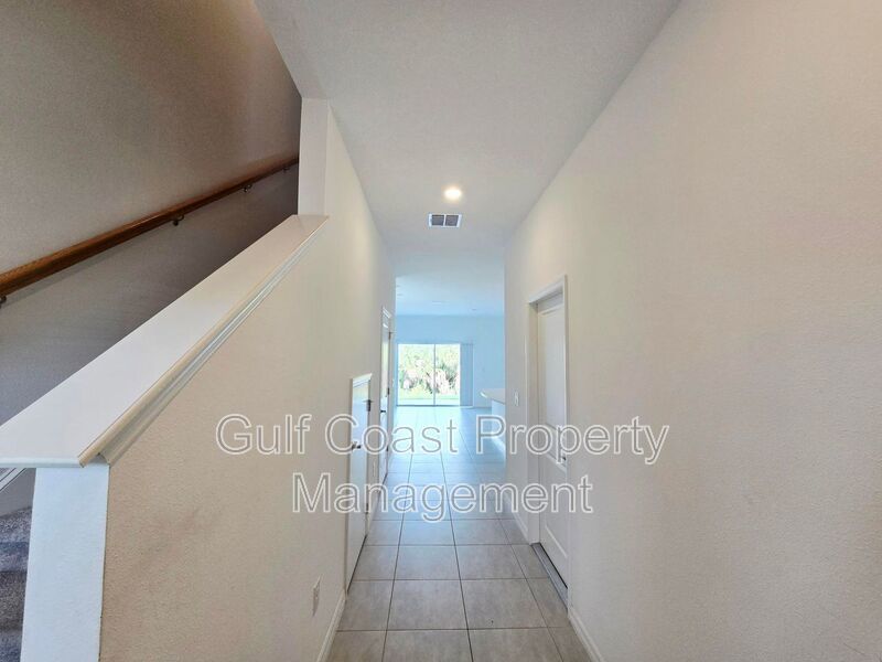 Annual End-Unit Townhome with 3 Bedrooms in Edgestone at Artisan Lakes property image