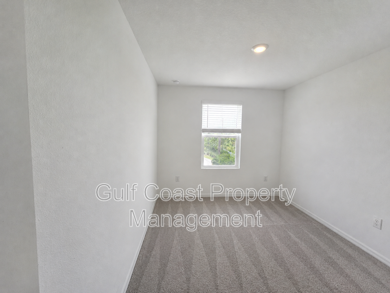 Annual End-Unit Townhome with 3 Bedrooms in Edgestone at Artisan Lakes property image