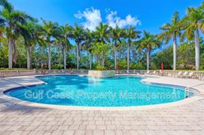 Elegant 3 Bedroom End-Unit Condo with Screened Lanai & Pond Views and A Private Garage property image