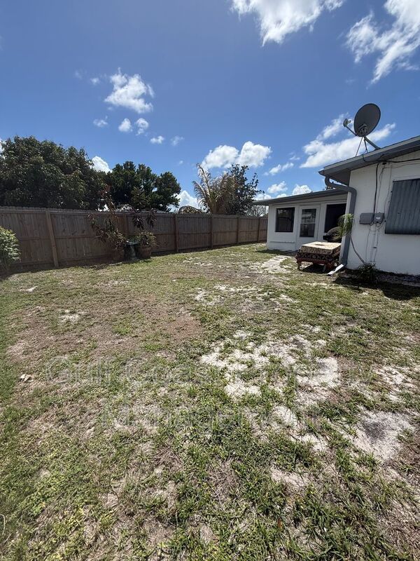 27257 San Marino Dr property image