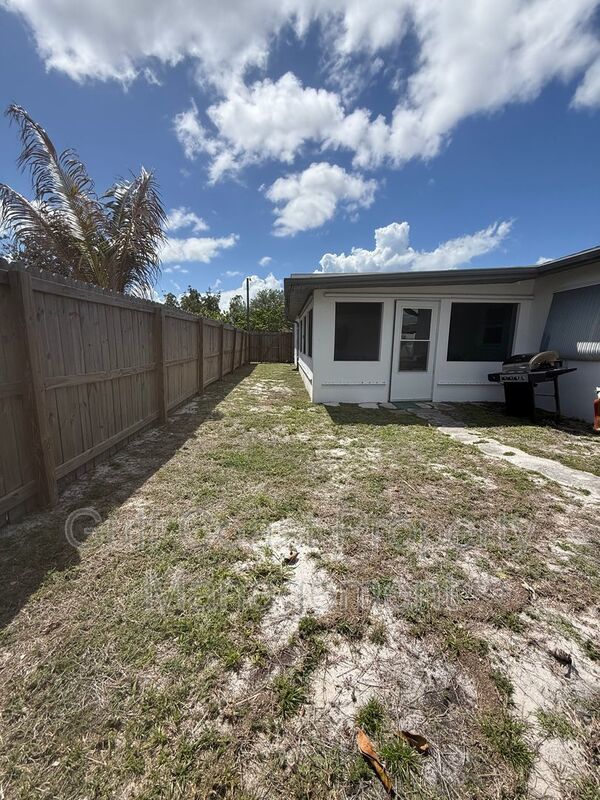 27257 San Marino Dr property image