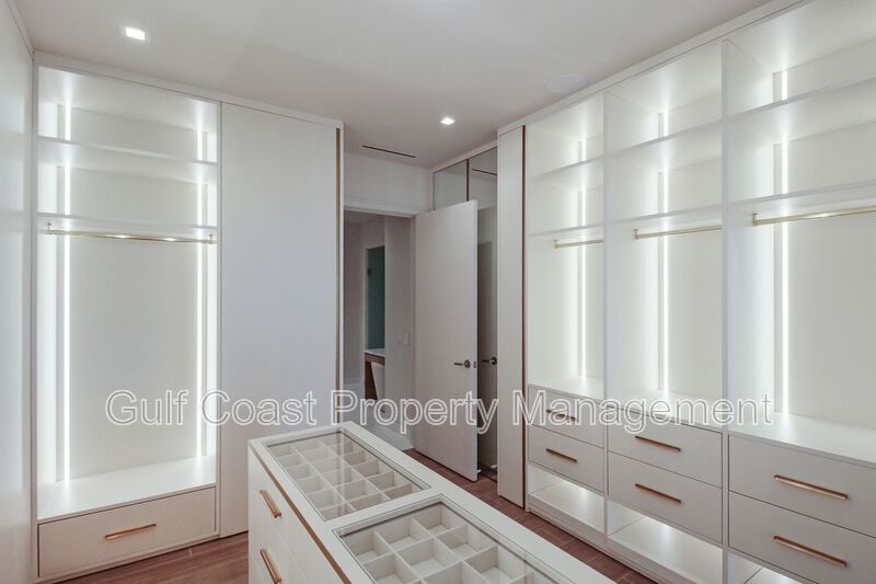 The Crown Jewel of Longboat Key, Ultra-Luxury St. Regis 4 Bedroom Waterfront Residence property image