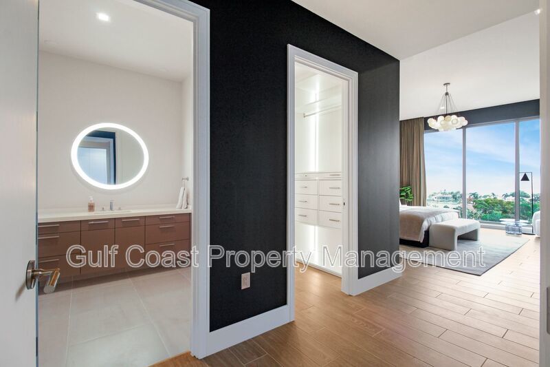 The Crown Jewel of Longboat Key, Ultra-Luxury St. Regis 4 Bedroom Waterfront Residence property image