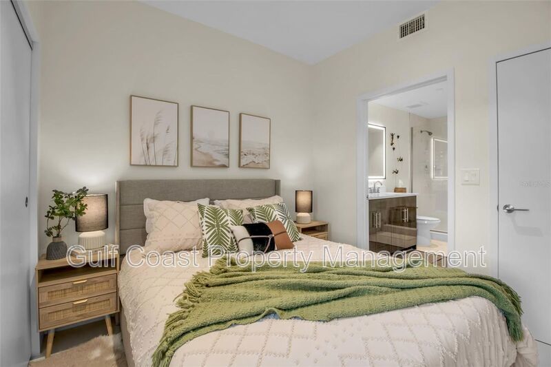 Modern Loft Living with Private Terrace in Downtown Sarasota’s Rosemary District property image