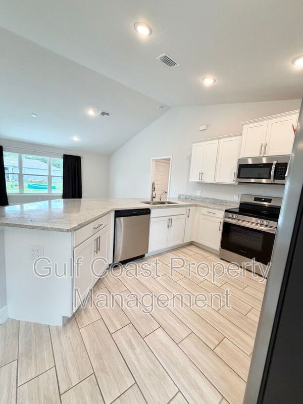4865 Manila Ave property image