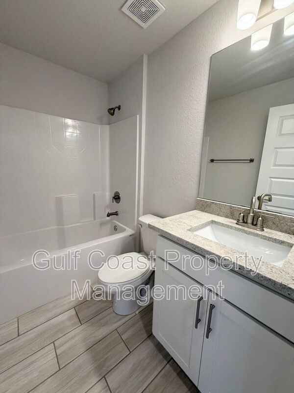 4865 Manila Ave property image