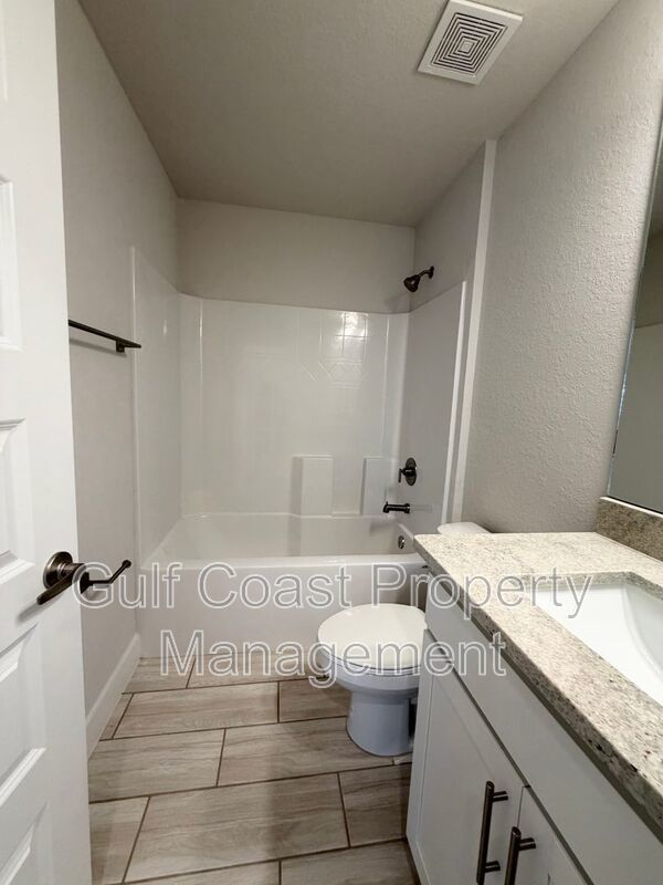 4865 Manila Ave property image