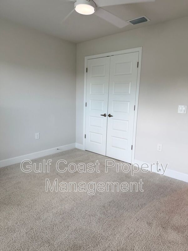 4865 Manila Ave property image