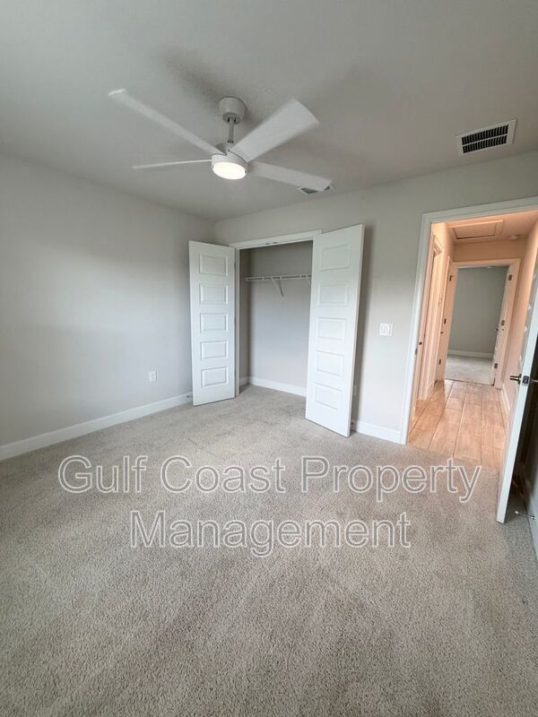 4865 Manila Ave property image