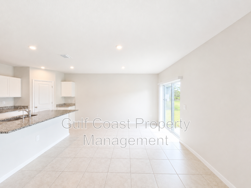 Spacious 4-Bedroom Annual Rental with Modern Finishes & Preserve View property image