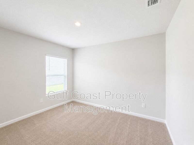 Spacious 4-Bedroom Annual Rental with Modern Finishes & Preserve View property image