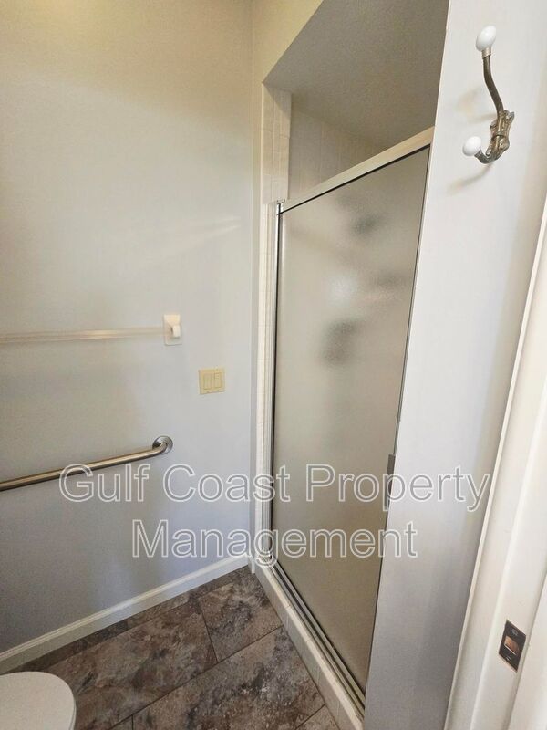 Annual Rental in a Desirable 55+ Community – Beautiful 2 Bedroom, 2 Bath Villa with Lake Views property image