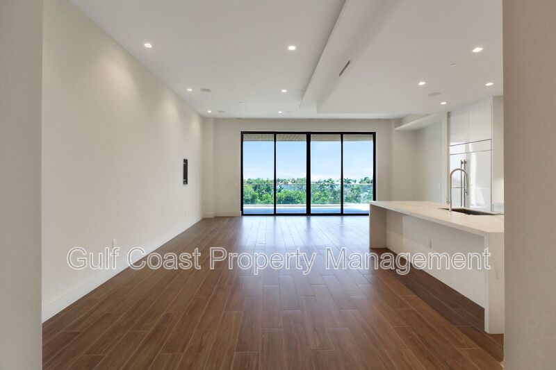Unfurnished Luxury Rental at The St. Regis Longboat Key property image