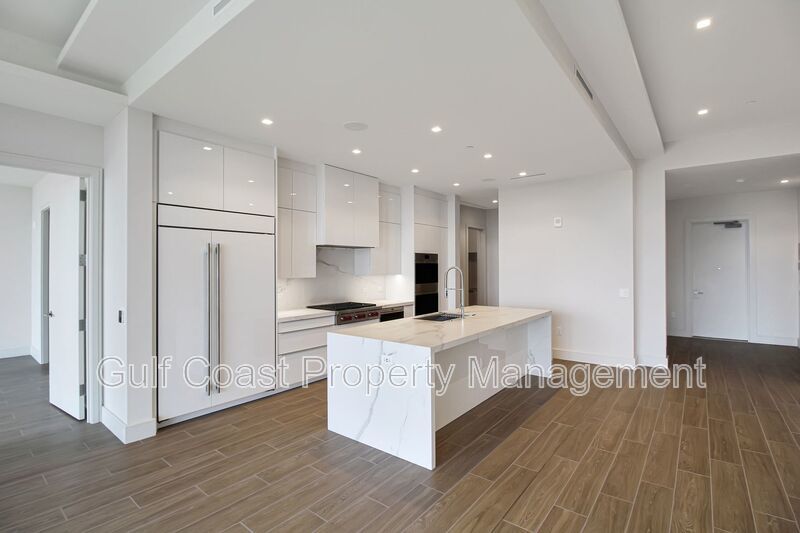 Unfurnished Luxury Rental at The St. Regis Longboat Key property image