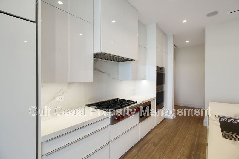 Unfurnished Luxury Rental at The St. Regis Longboat Key property image