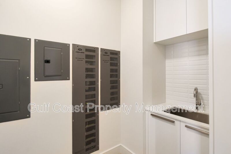 Unfurnished Luxury Rental at The St. Regis Longboat Key property image