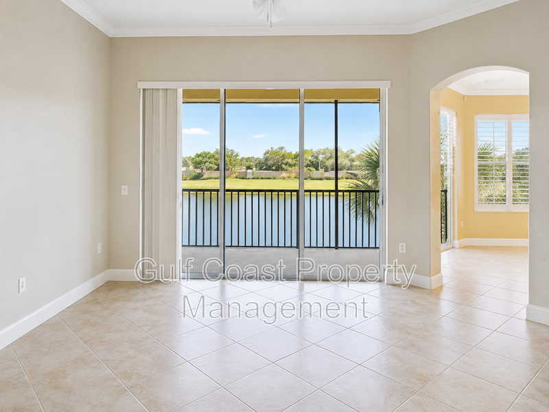 Annual Luxury Lakeview Condo with 3 Bedrooms + Den, Private Garage & Resort-Style Amenities property image