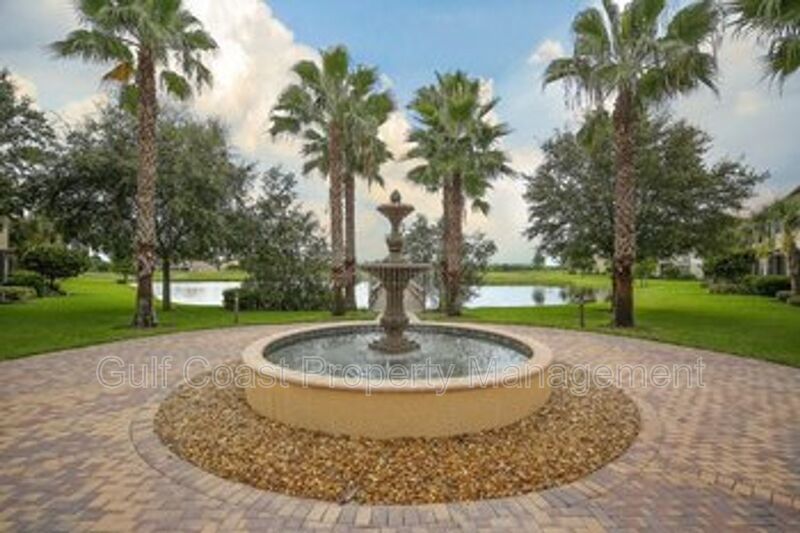Annual Luxury Lakeview Condo with 3 Bedrooms + Den, Private Garage & Resort-Style Amenities property image