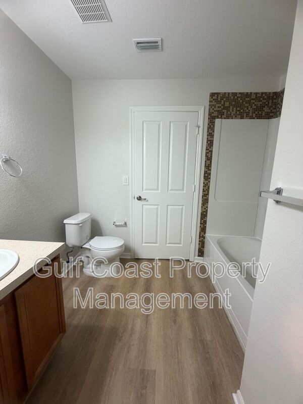 Spacious Single family Home property image