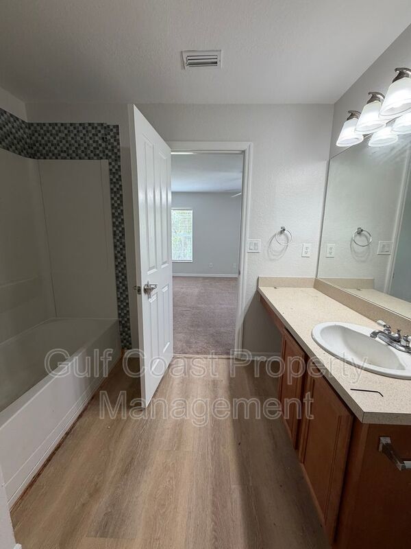 Spacious Single family Home property image