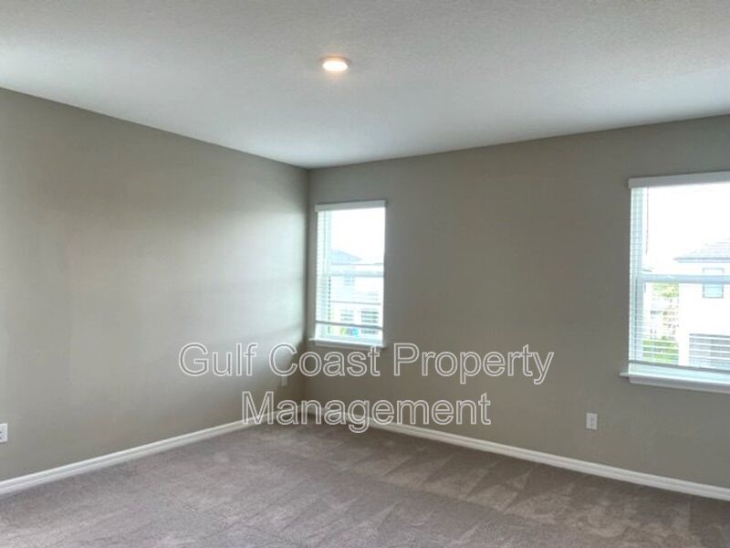 4 Bedroom Home Plus a Home Office and Loft Space property image