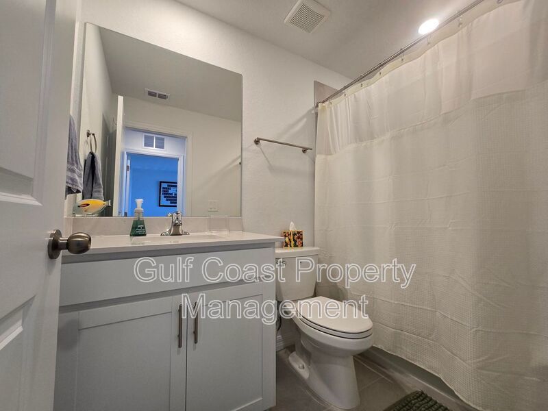 Modern Townhome Living in Aurora at Lakewood Ranch – Resort-Style Amenities & Prime Location! property image