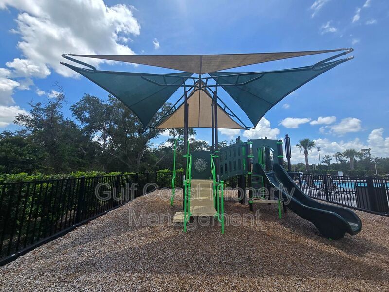 Modern Townhome Living in Aurora at Lakewood Ranch – Resort-Style Amenities & Prime Location! property image