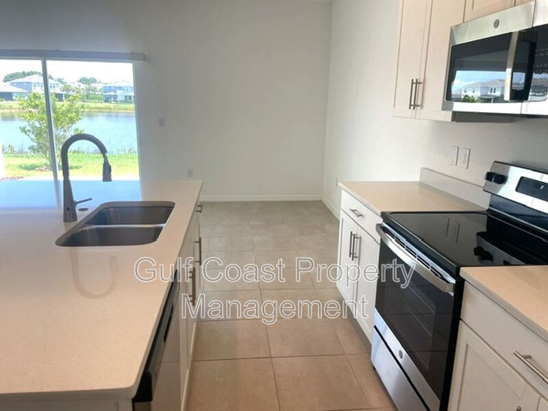 Annual Unfurnished Rental Available – 3 Bedroom Townhome in Gated Palmero Community property image