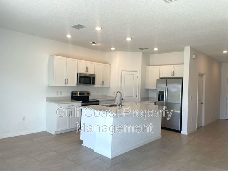 Annual Unfurnished Rental Available – 3 Bedroom Townhome in Gated Palmero Community property image