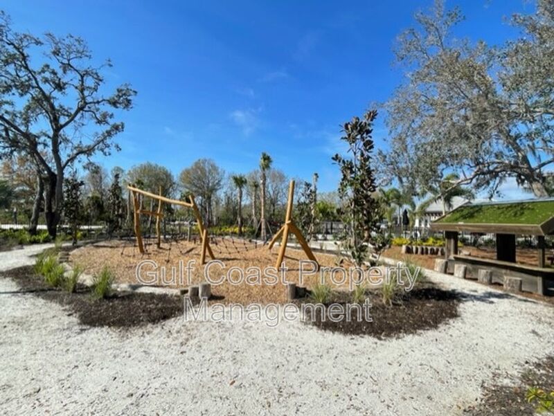 Annual Unfurnished Rental Available – 3 Bedroom Townhome in Gated Palmero Community property image