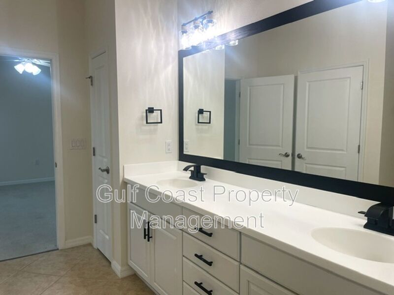 Luxury Annual Rental with Private Pool in Sarasota National property image