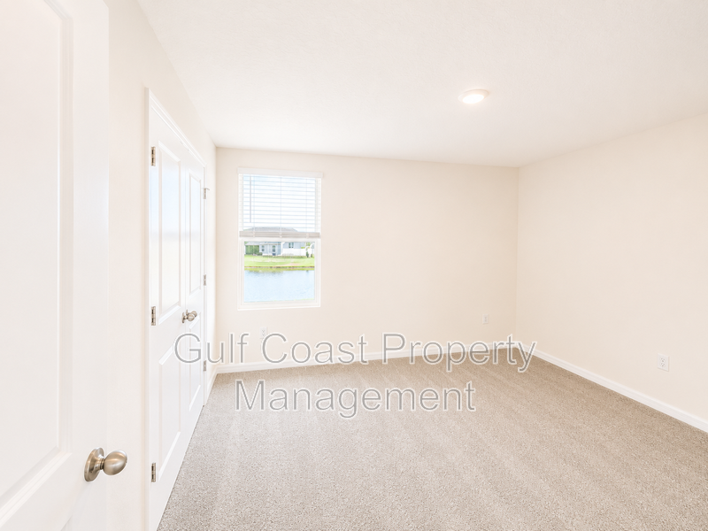 Annual Rental, 4 Bedroom, 3 Bath, Home in Sought-After Bella Lago property image
