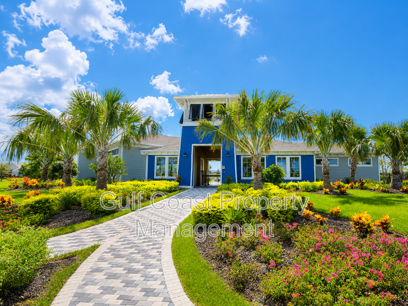 Annual Rental, 4 Bedroom, 3 Bath, Home in Sought-After Bella Lago property image