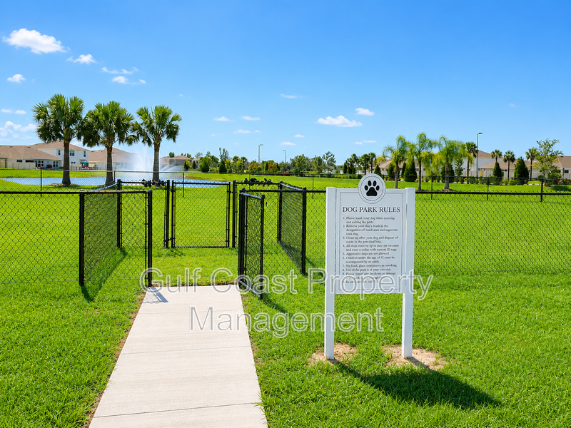 Annual Rental, 4 Bedroom, 3 Bath, Home in Sought-After Bella Lago property image