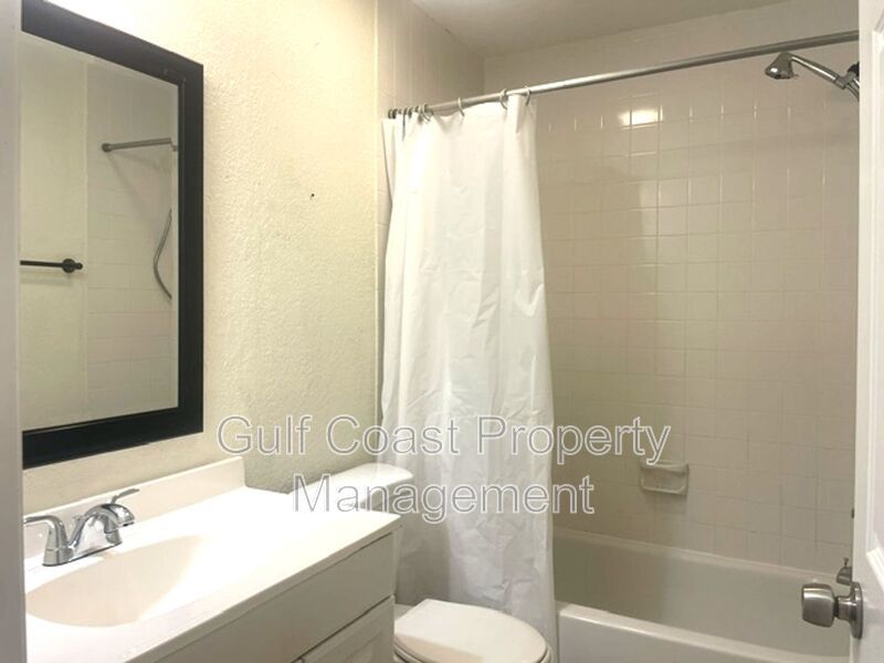 Limited-Time Leasing Special – First Month Free! property image
