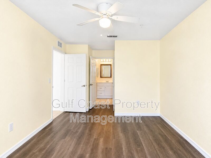 Coastal Living in Bay Pointe Cortez – 2BR/2BA Gated condo with Resort-Style Convenience property image