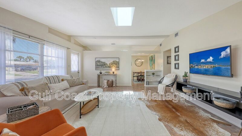 Annual Furnished Rental Phillippi Creek property image