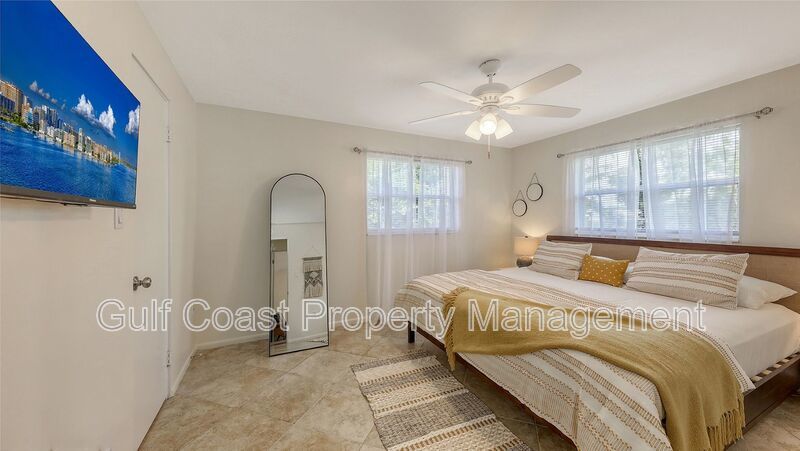 Annual Furnished Rental Phillippi Creek property image