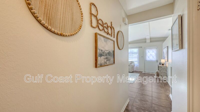Annual Furnished Rental Phillippi Creek property image