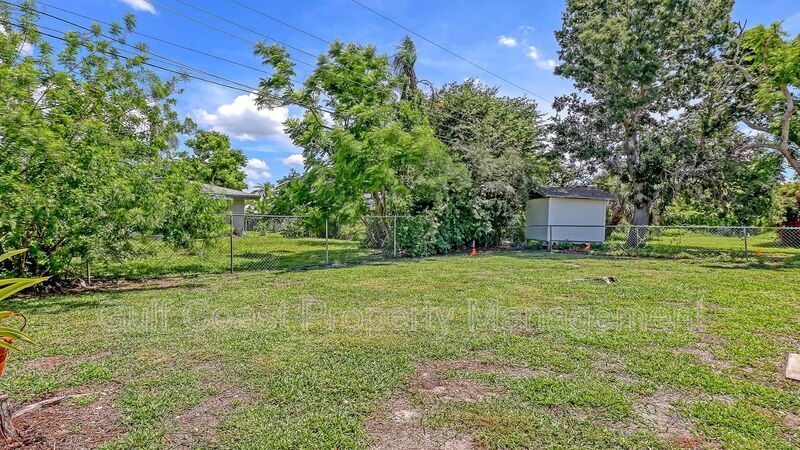 Annual Furnished Rental Phillippi Creek property image