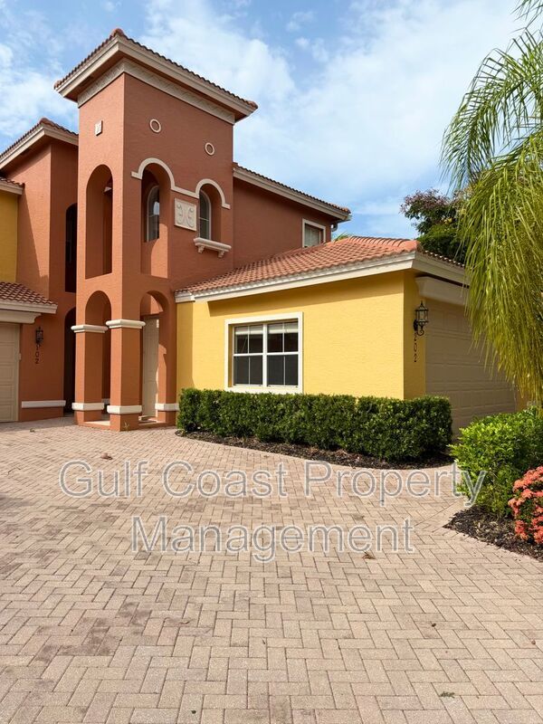 7060 San Lorenzo Ct Unit 202 property image