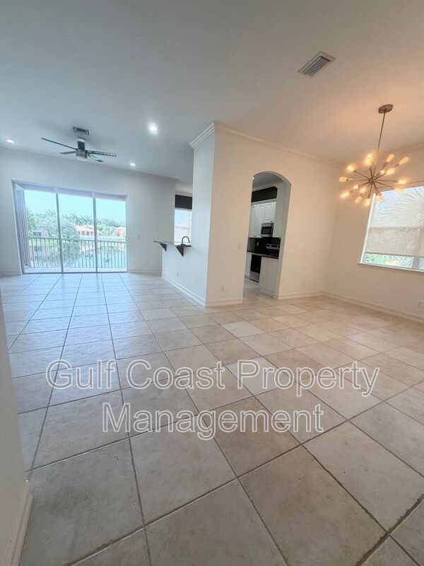 7060 San Lorenzo Ct Unit 202 property image