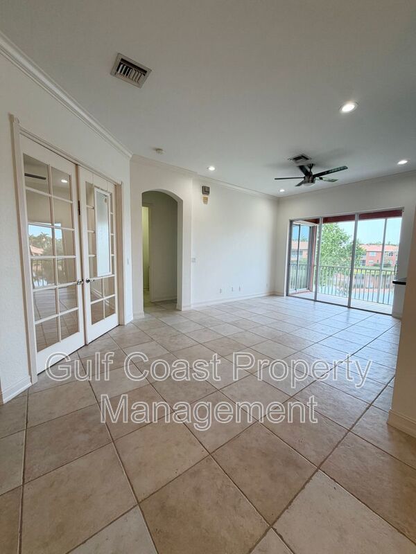 7060 San Lorenzo Ct Unit 202 property image