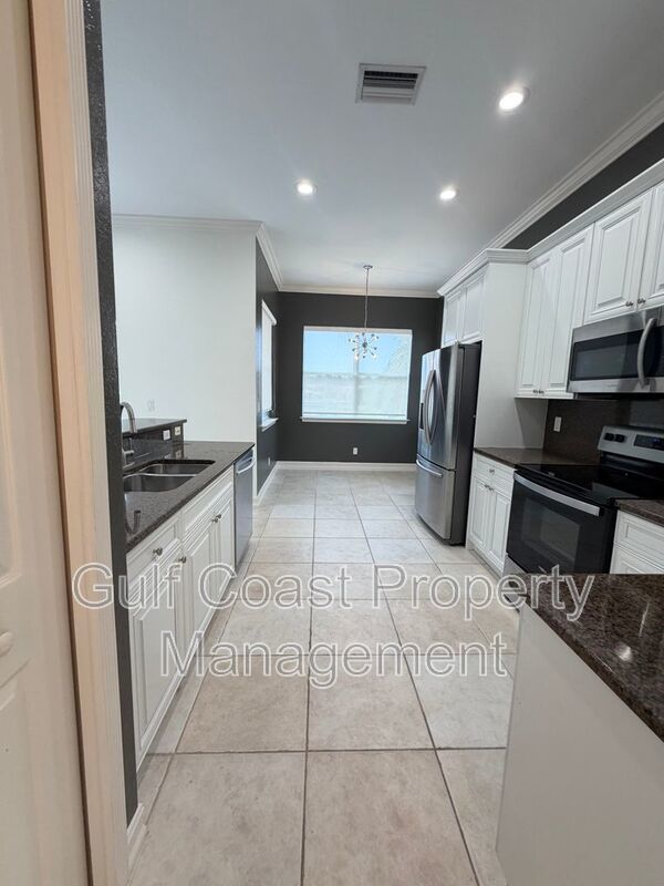 7060 San Lorenzo Ct Unit 202 property image