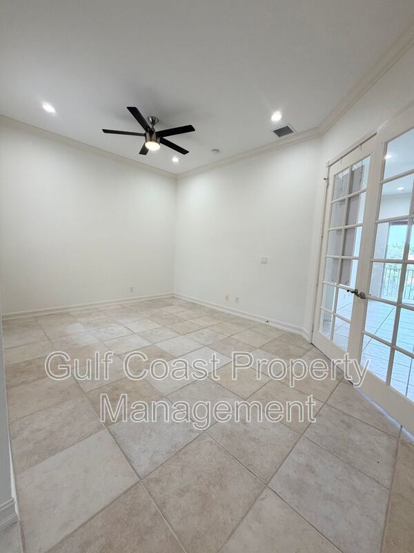 7060 San Lorenzo Ct Unit 202 property image