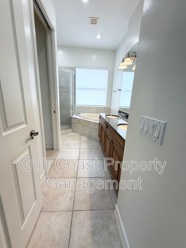 7060 San Lorenzo Ct Unit 202 property image