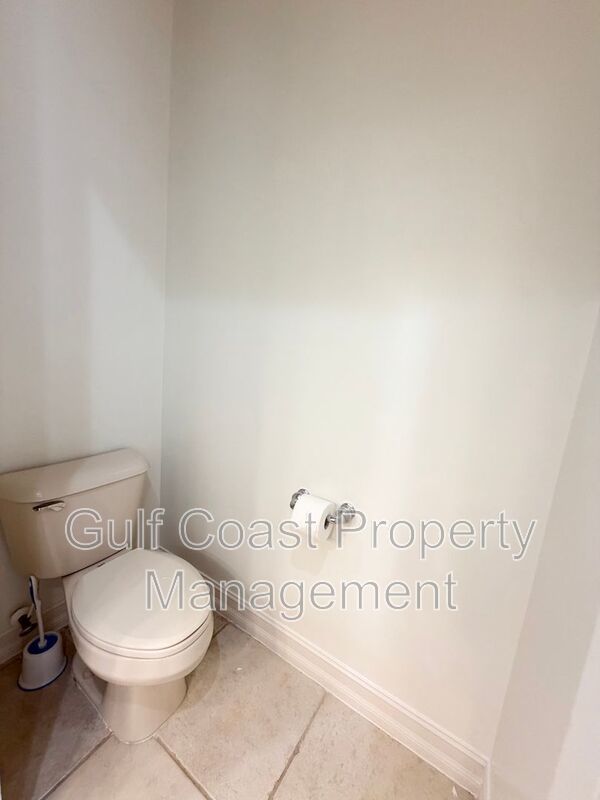 7060 San Lorenzo Ct Unit 202 property image